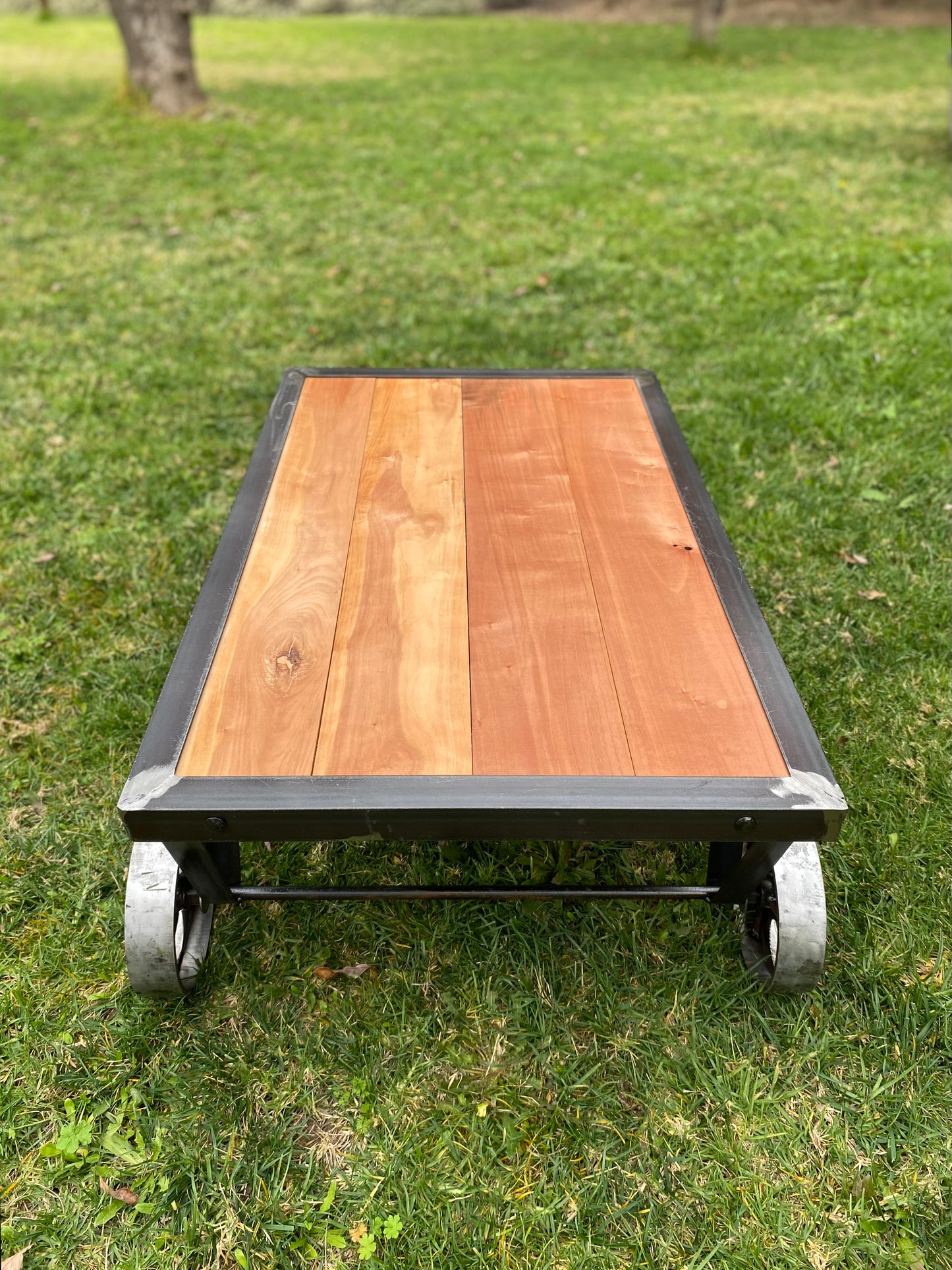 Mesa fierro-roble